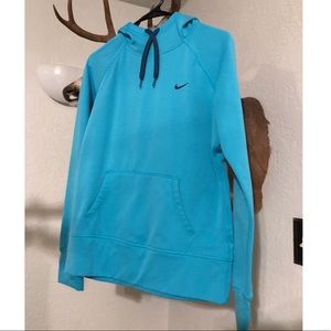 Nike therma fit hoodie